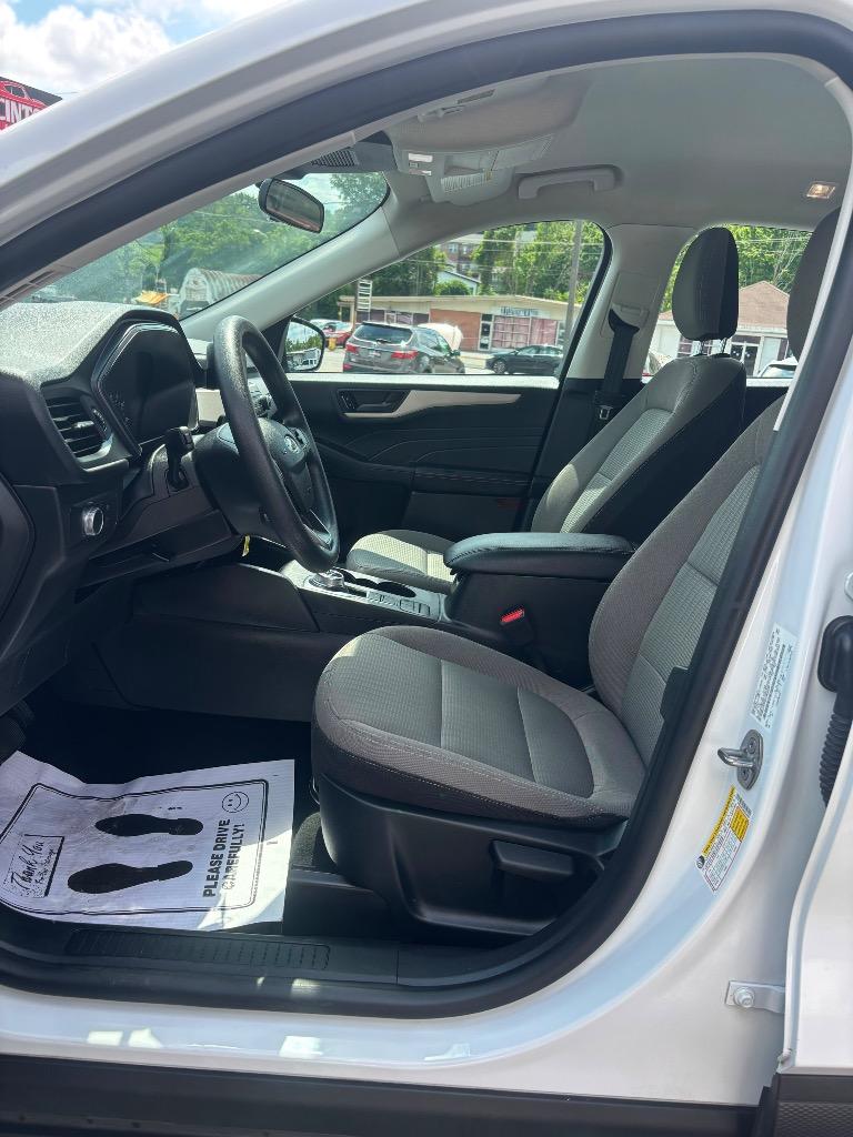 2022 Ford Escape - $15,995