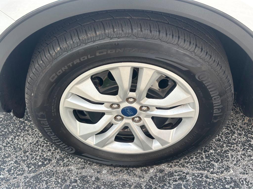 2022 Ford Escape - $15,995