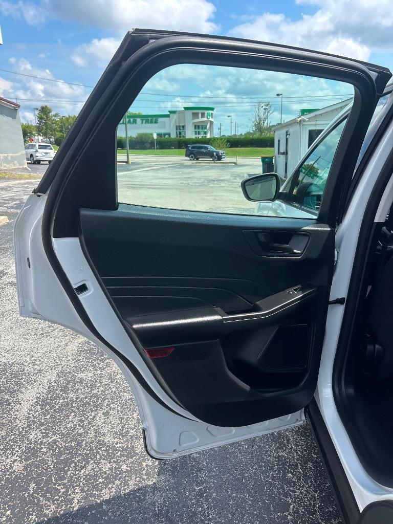 2022 Ford Escape - $15,995