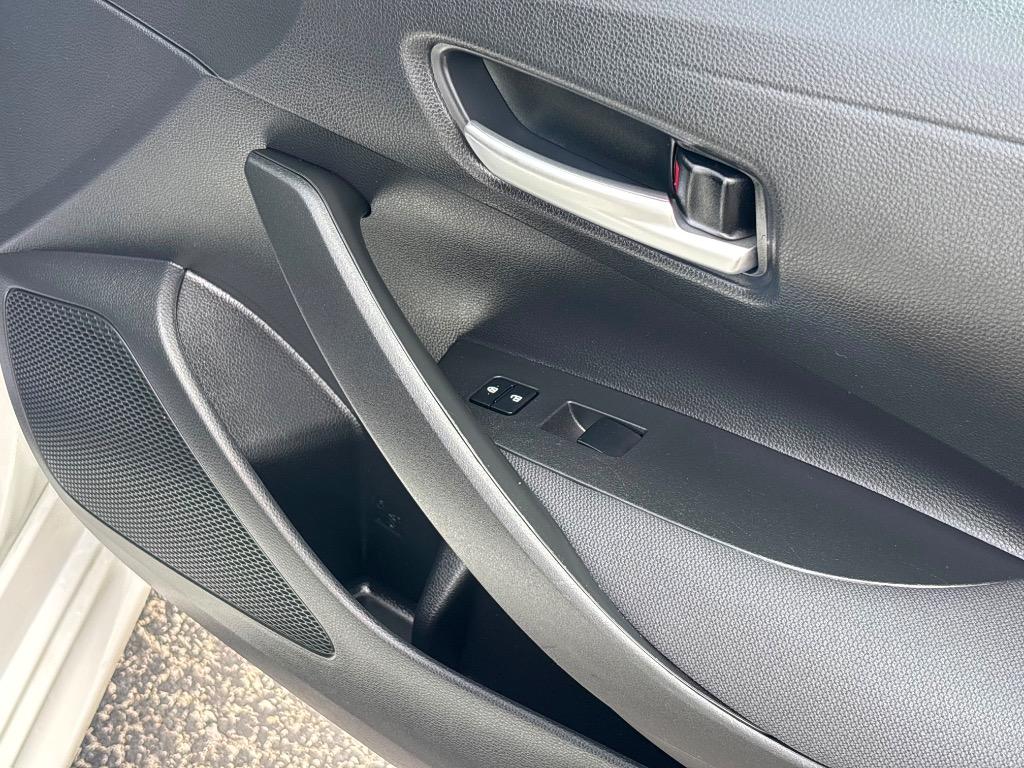2021 Toyota Corolla - $15,995