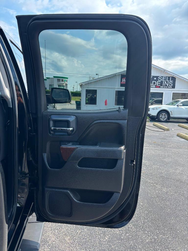 2015 GMC Sierra 1500 - $17,995
