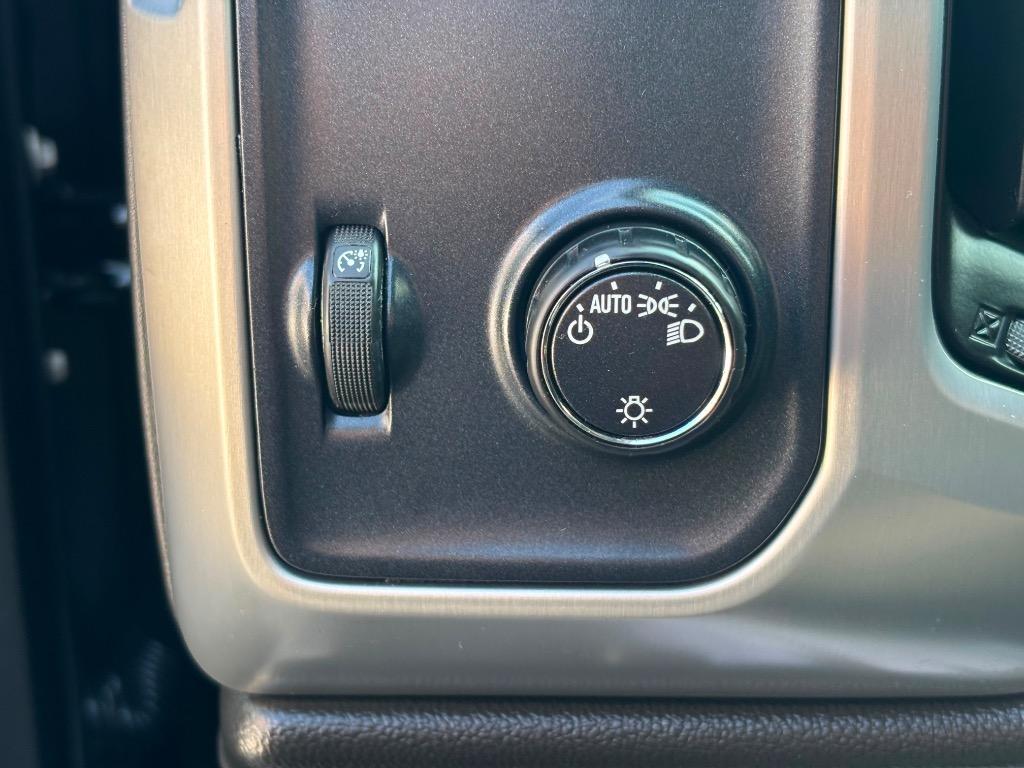 2015 GMC Sierra 1500 - $17,995
