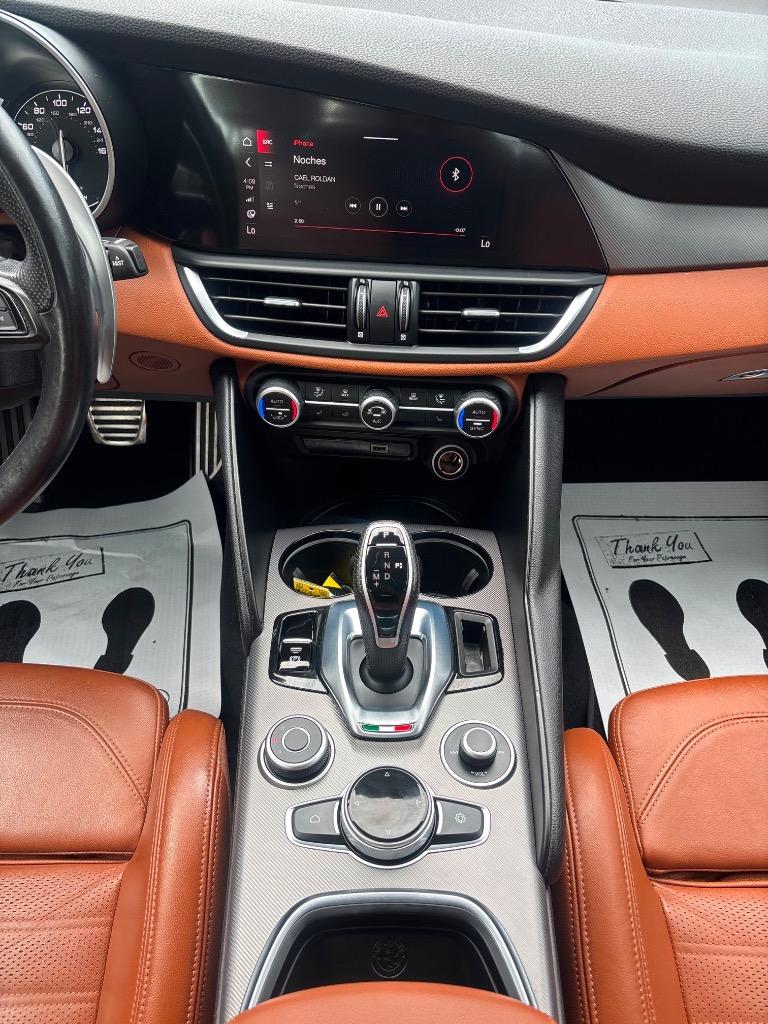 2020 Alfa Romeo Giulia - $19,995