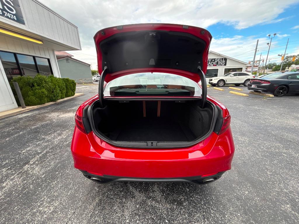 2020 Alfa Romeo Giulia - $19,995