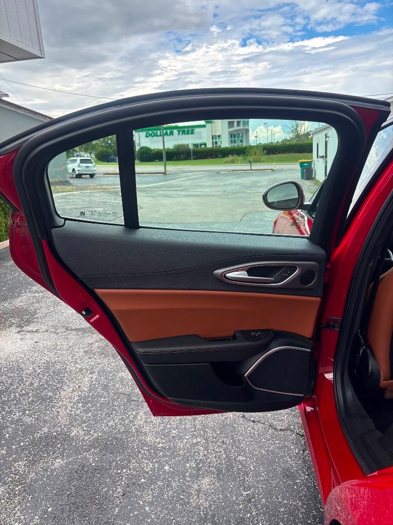 2020 Alfa Romeo Giulia - $19,995
