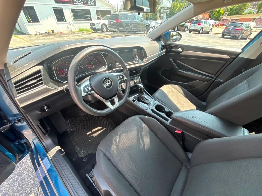 2021 Volkswagen Jetta - $10,995