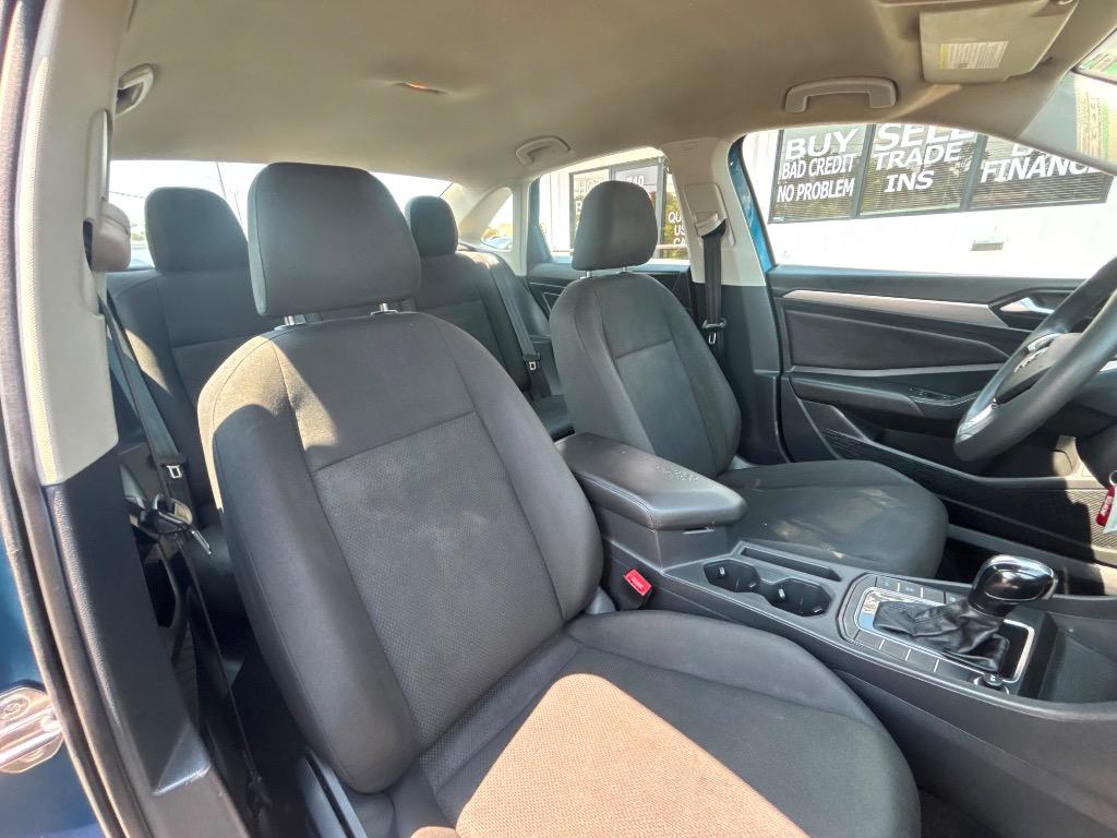 2021 Volkswagen Jetta - $10,995