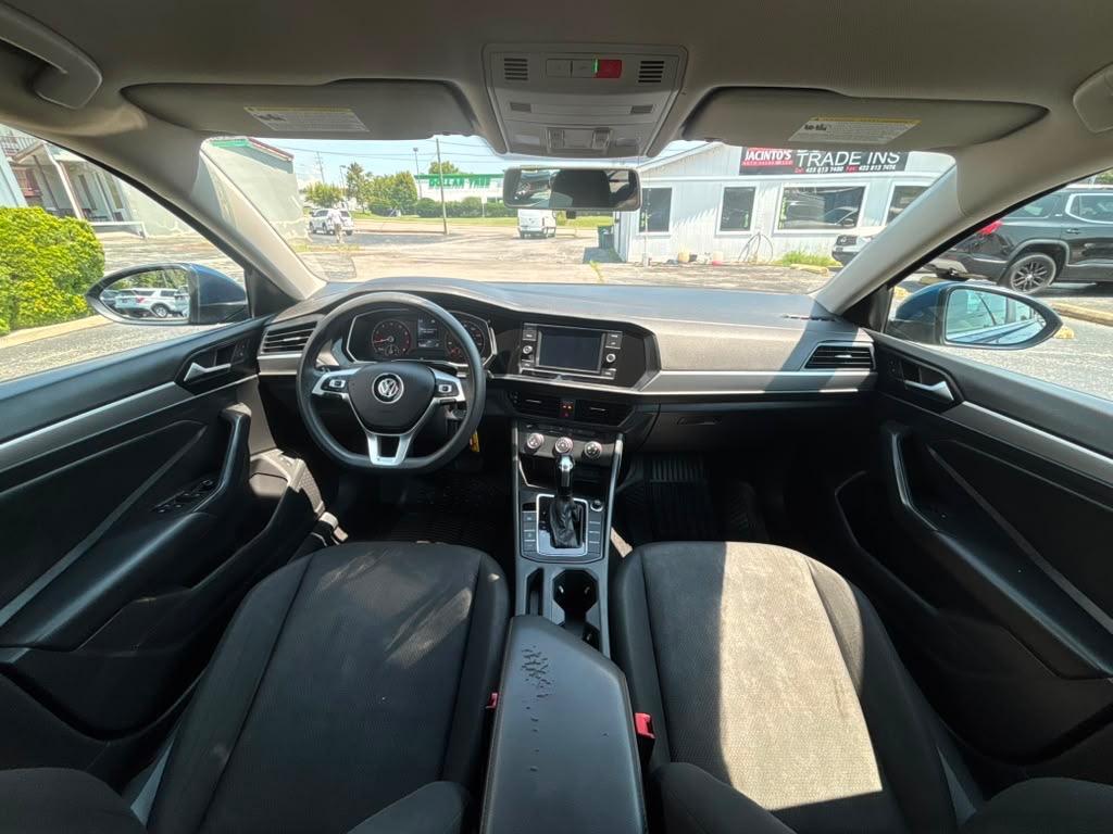 2021 Volkswagen Jetta - $10,995