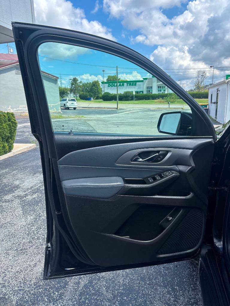 2018 Chevrolet Traverse - $13,995