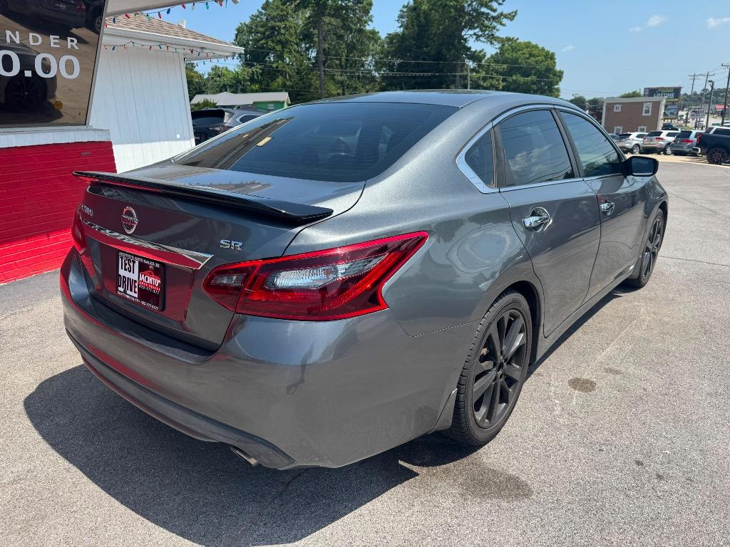 2017 Nissan Altima - $13,995