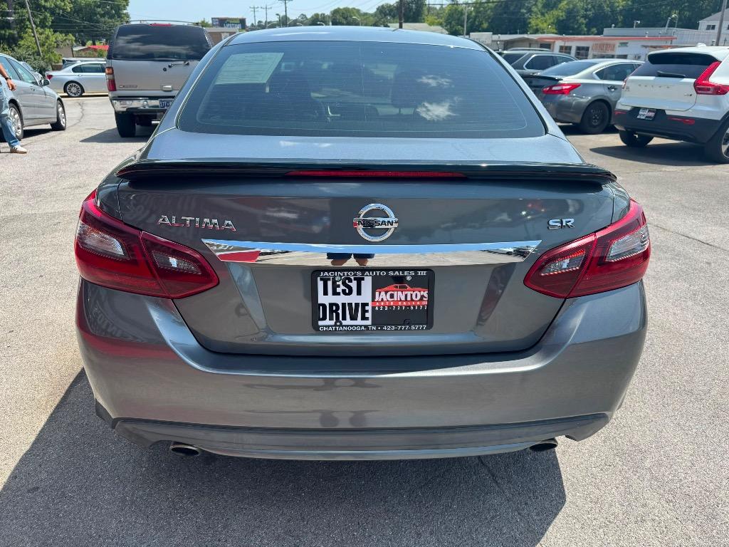 2017 Nissan Altima - $13,995