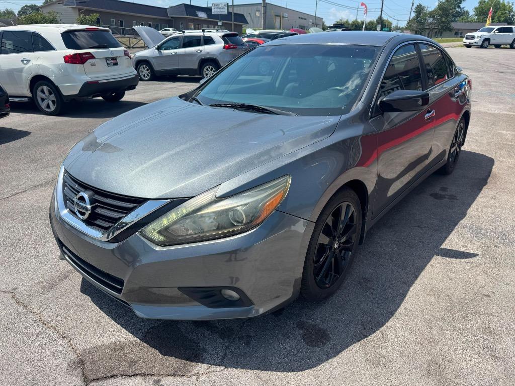 2017 Nissan Altima - $13,995