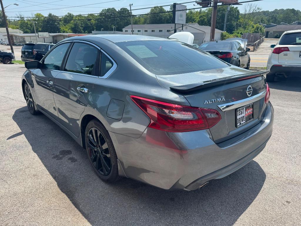 2017 Nissan Altima - $13,995