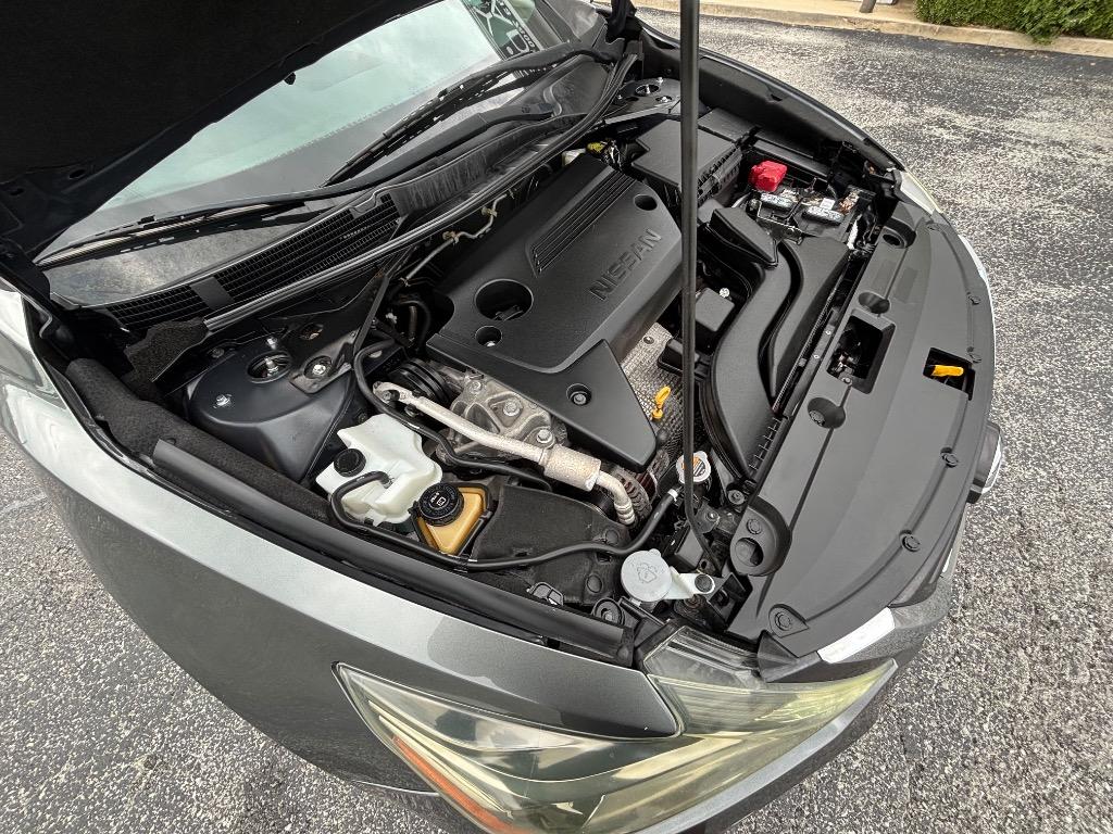 2017 Nissan Altima - $13,995