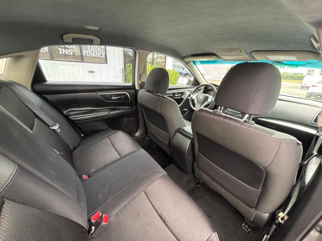 2017 Nissan Altima - $13,995