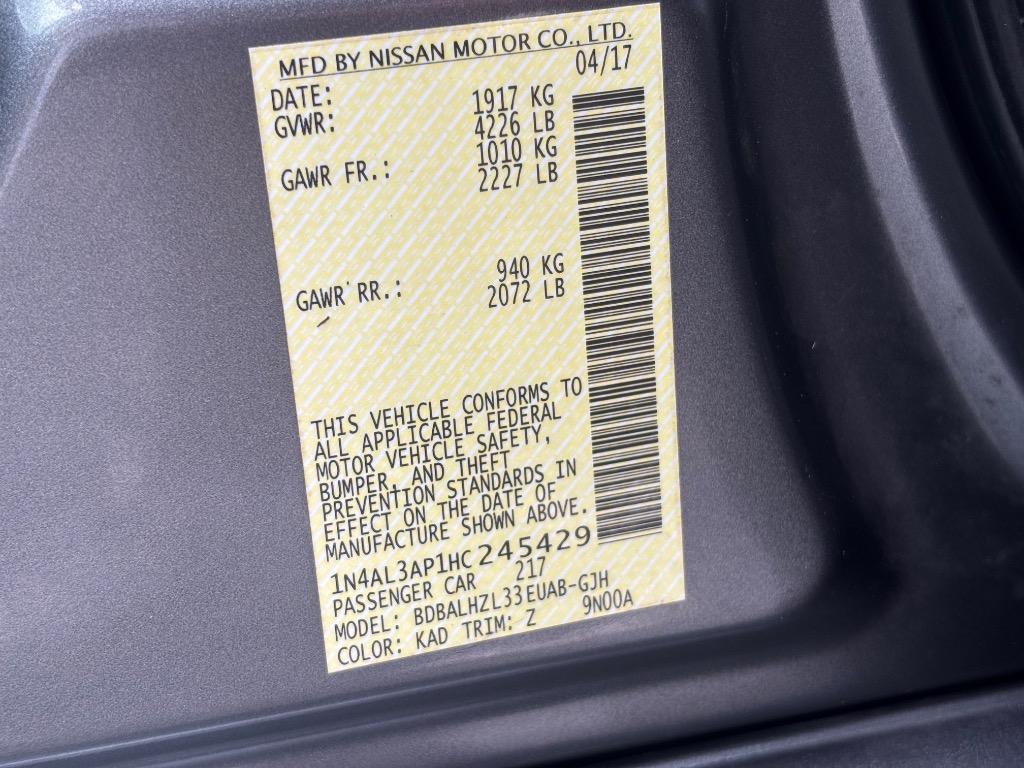 2017 Nissan Altima - $13,995
