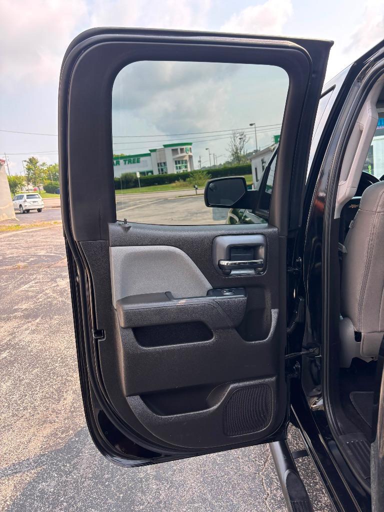 2018 Chevrolet Silverado - $19,995