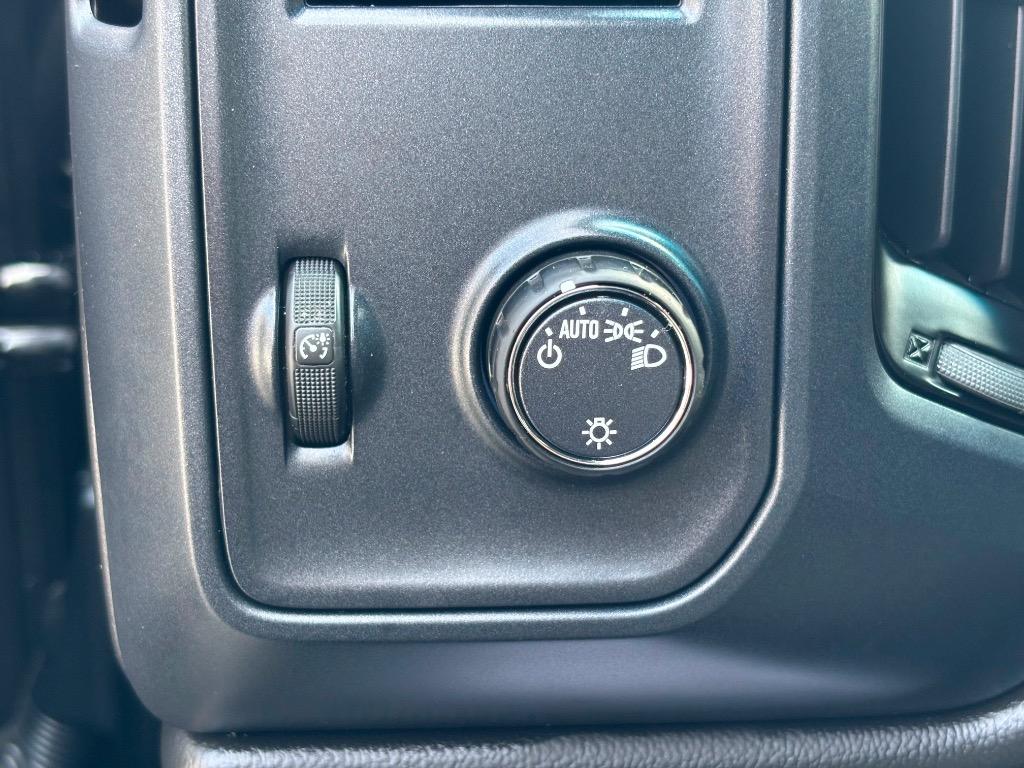 2018 Chevrolet Silverado - $19,995