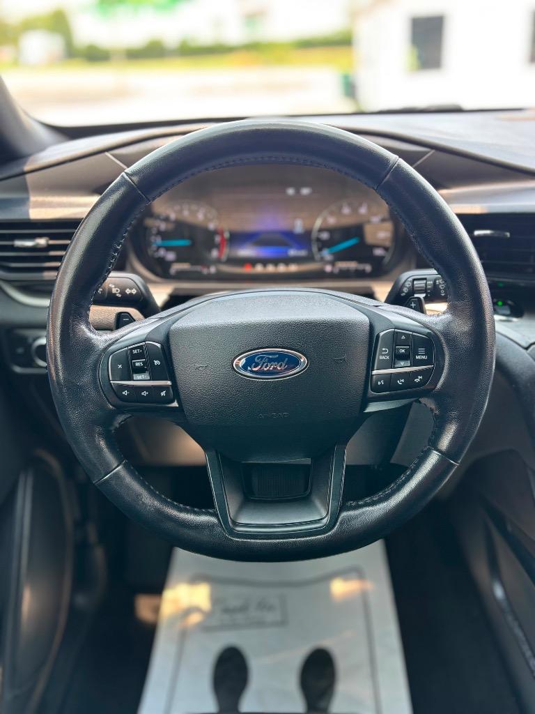2020 Ford Explorer - $18,995