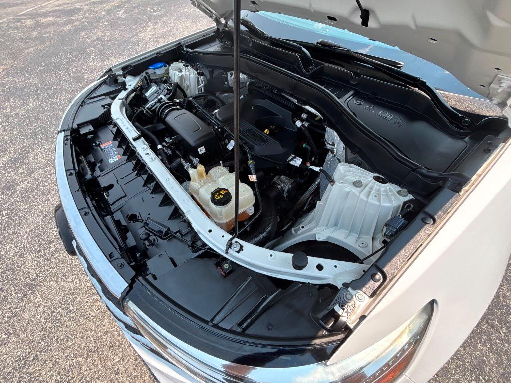 2020 Ford Explorer - $18,995