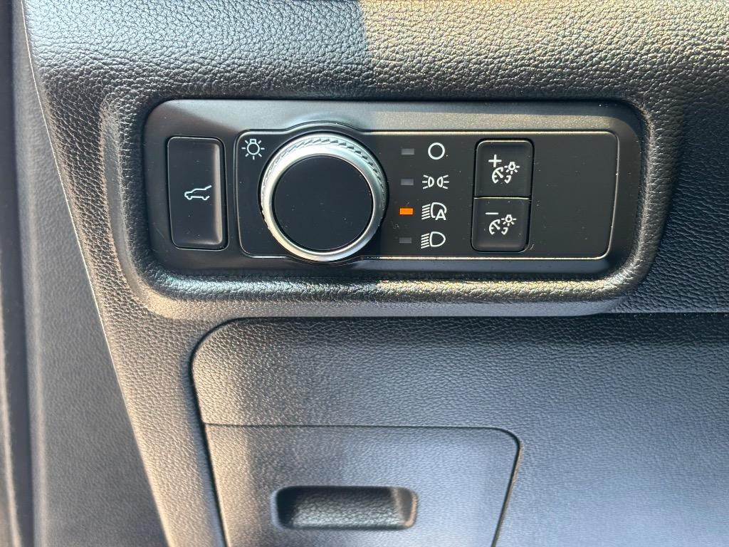 2020 Ford Explorer - $18,995