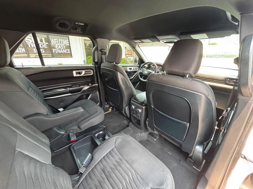 2020 Ford Explorer - $18,995