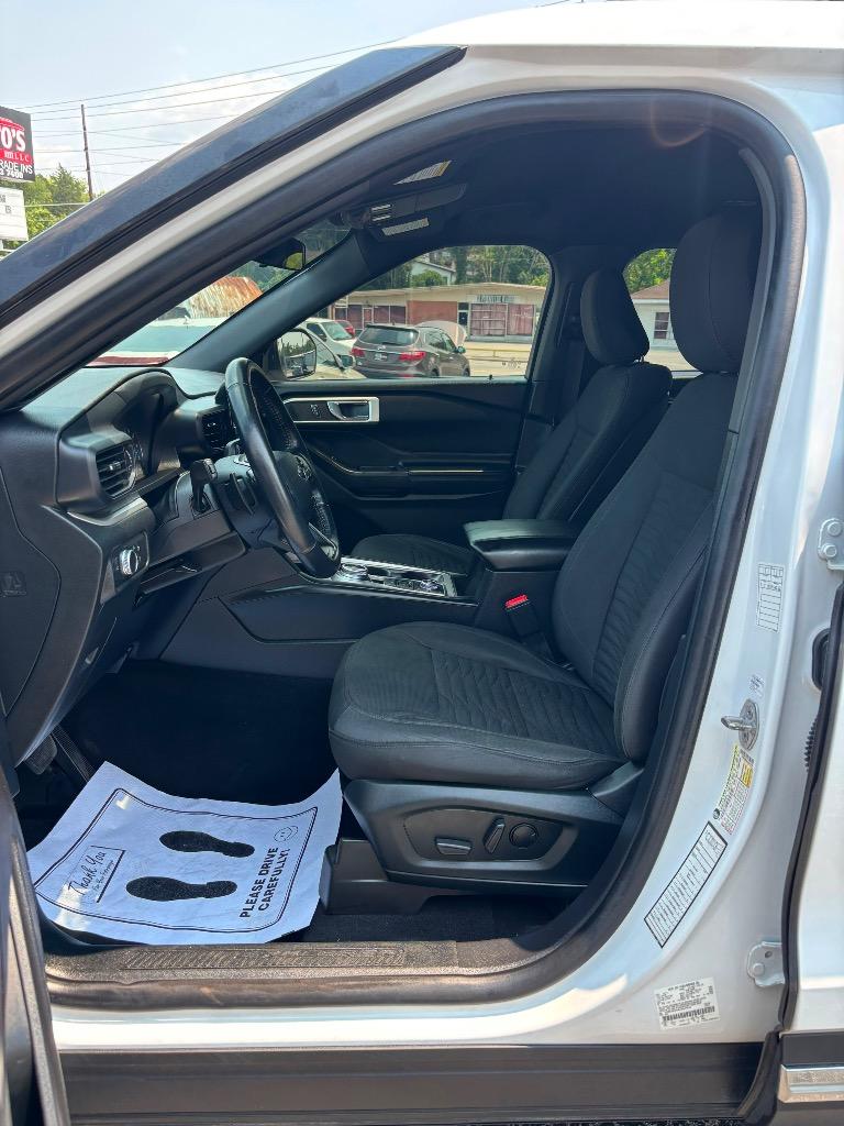 2020 Ford Explorer - $18,995