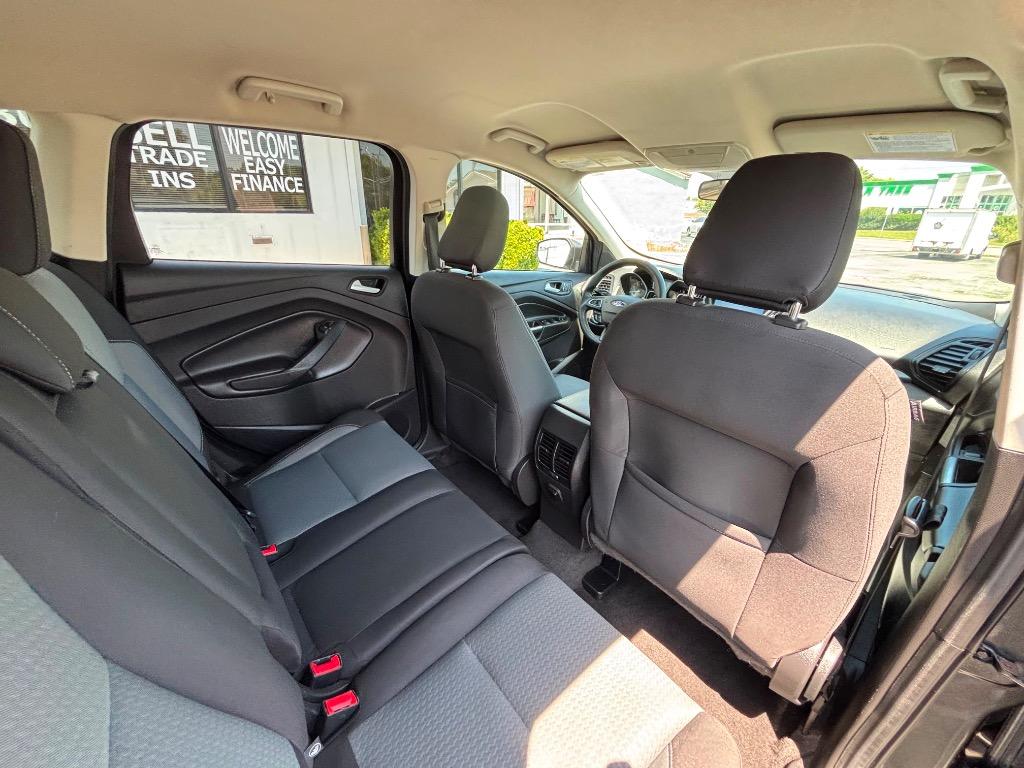 2018 Ford Escape - $10,995