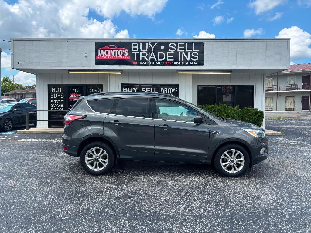 2018 Ford Escape - $10,995