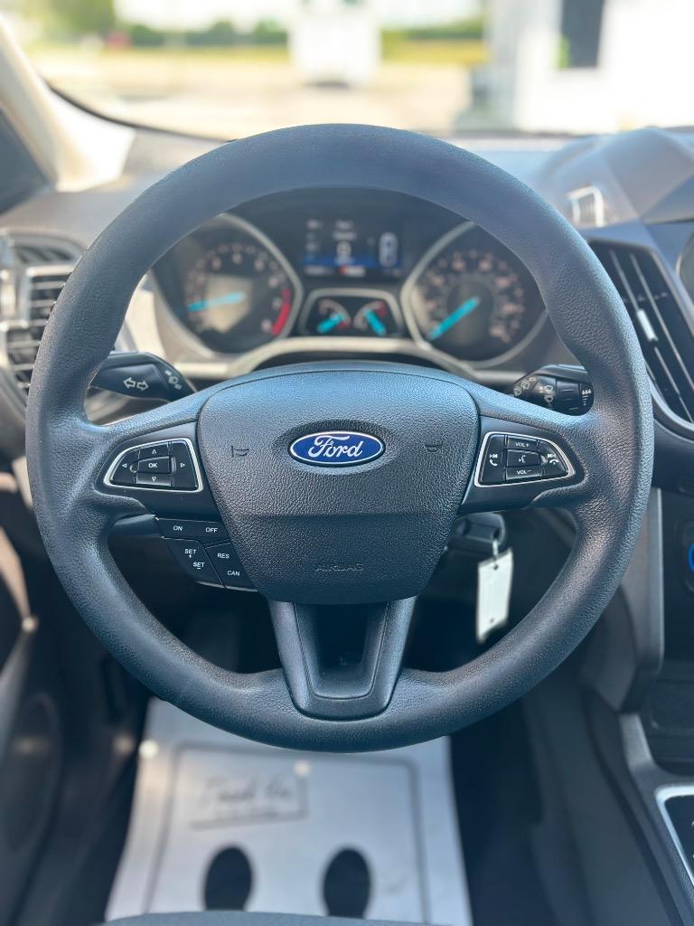 2018 Ford Escape - $10,995
