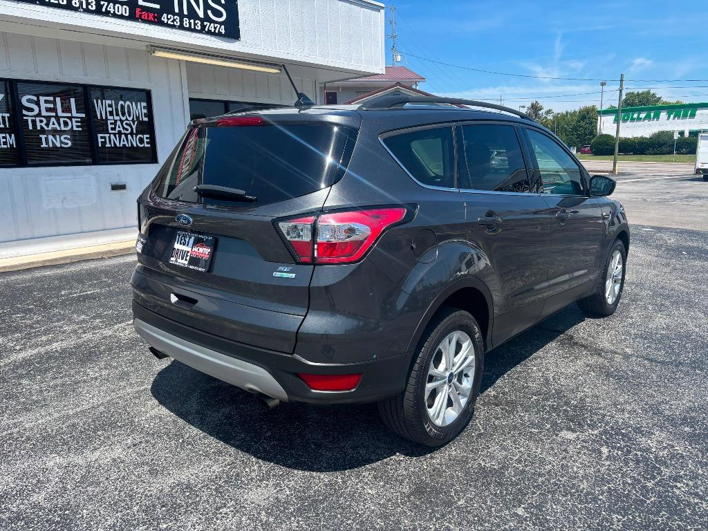 2018 Ford Escape - $10,995