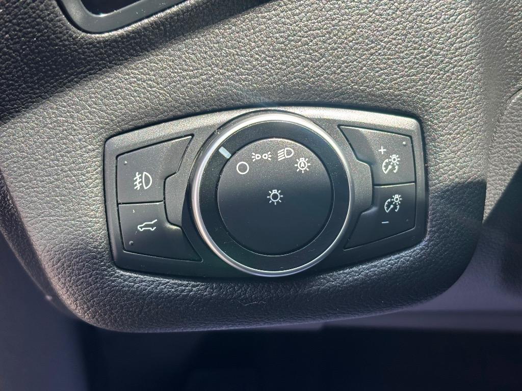 2018 Ford Escape - $10,995