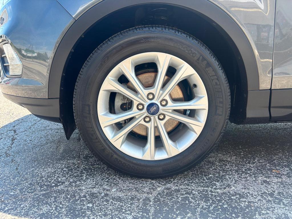 2018 Ford Escape - $10,995