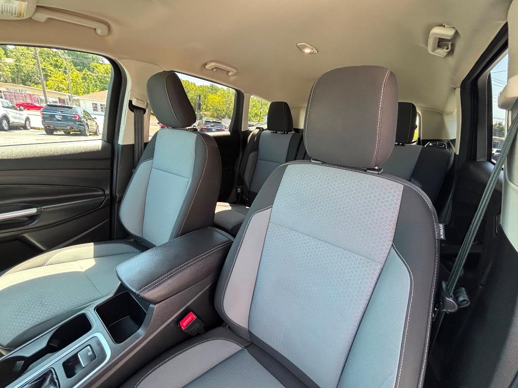 2018 Ford Escape - $10,995
