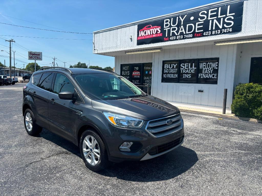 2018 Ford Escape - $10,995