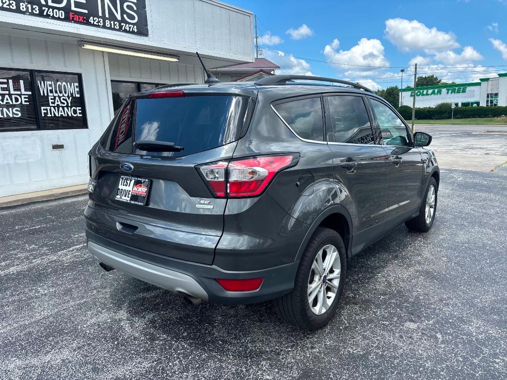 2018 Ford Escape - $10,995