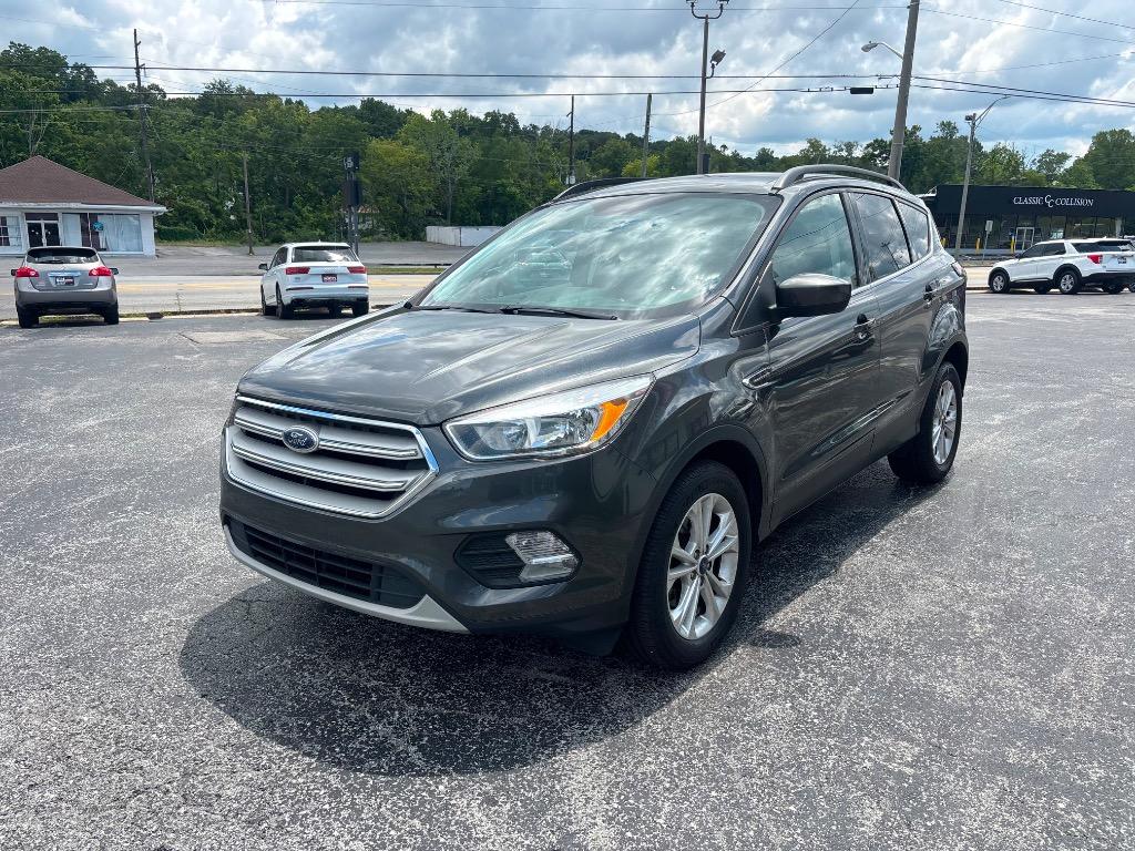 2018 Ford Escape - $10,995