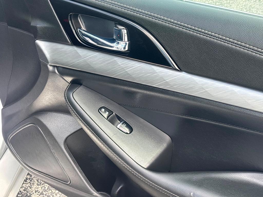 2017 Nissan Maxima - $13,995