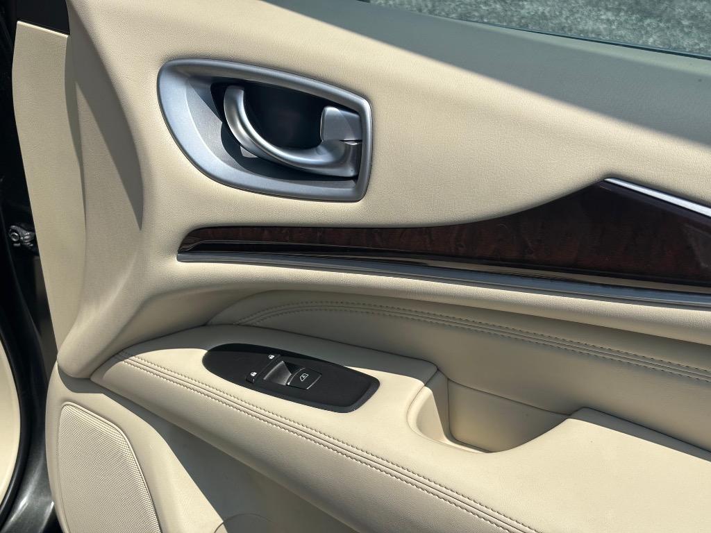 2014 INFINITI QX60 - $13,995