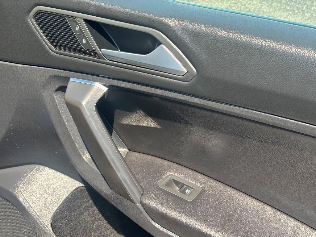 2021 Volkswagen Tiguan - $18,995