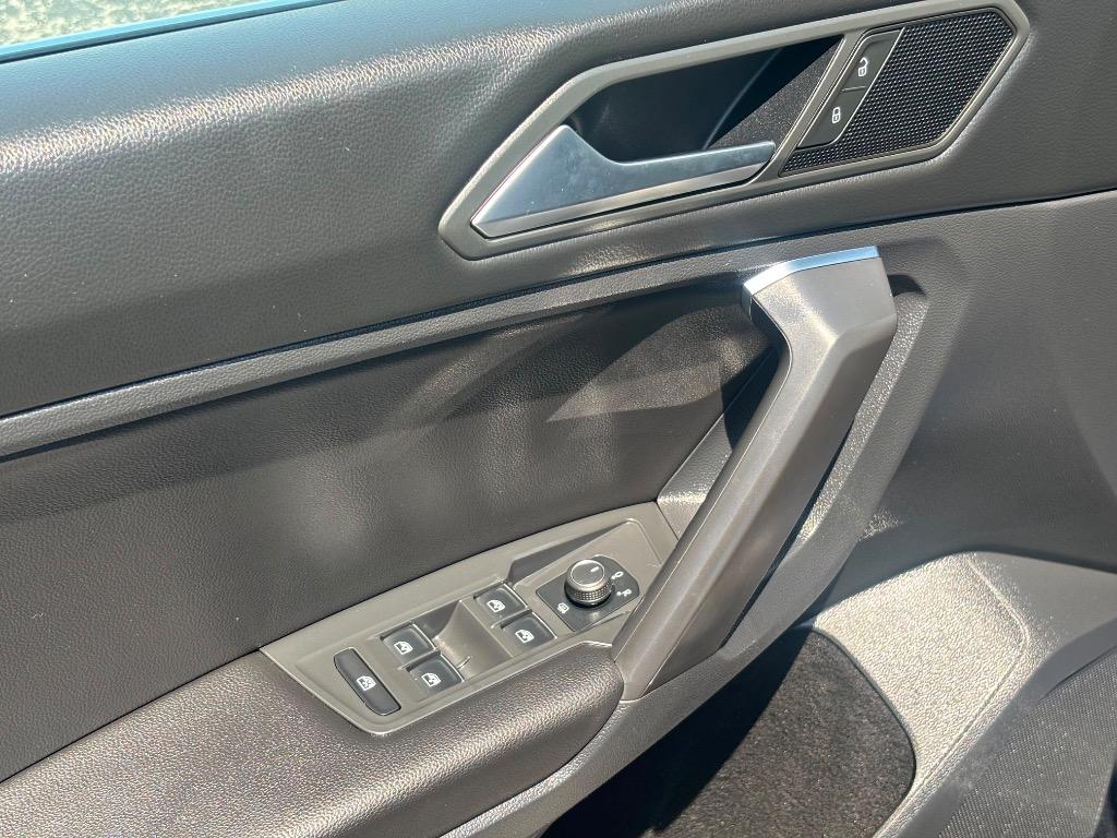 2021 Volkswagen Tiguan - $18,995