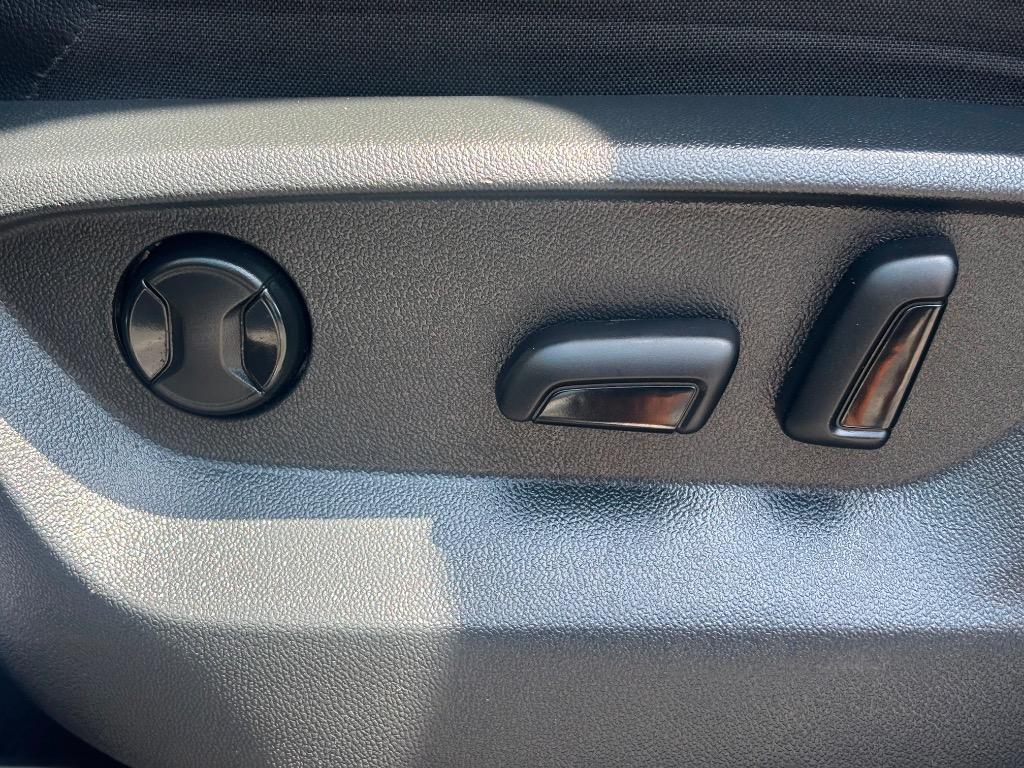 2021 Volkswagen Tiguan - $18,995