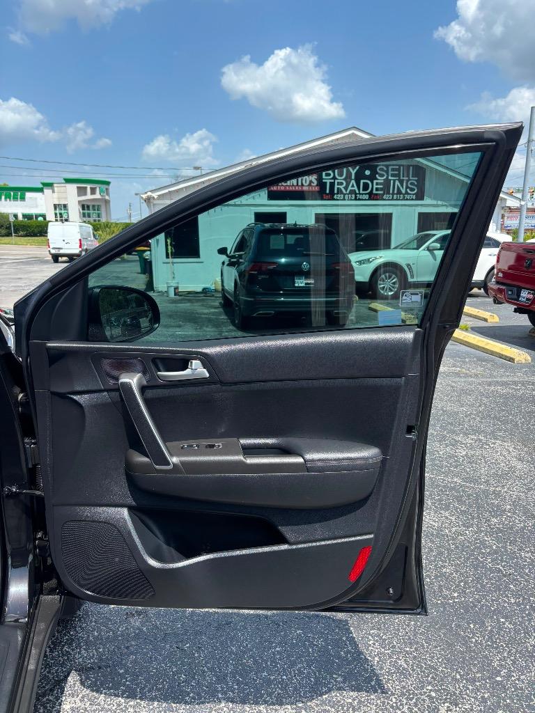 2019 Kia Sportage - $12,995
