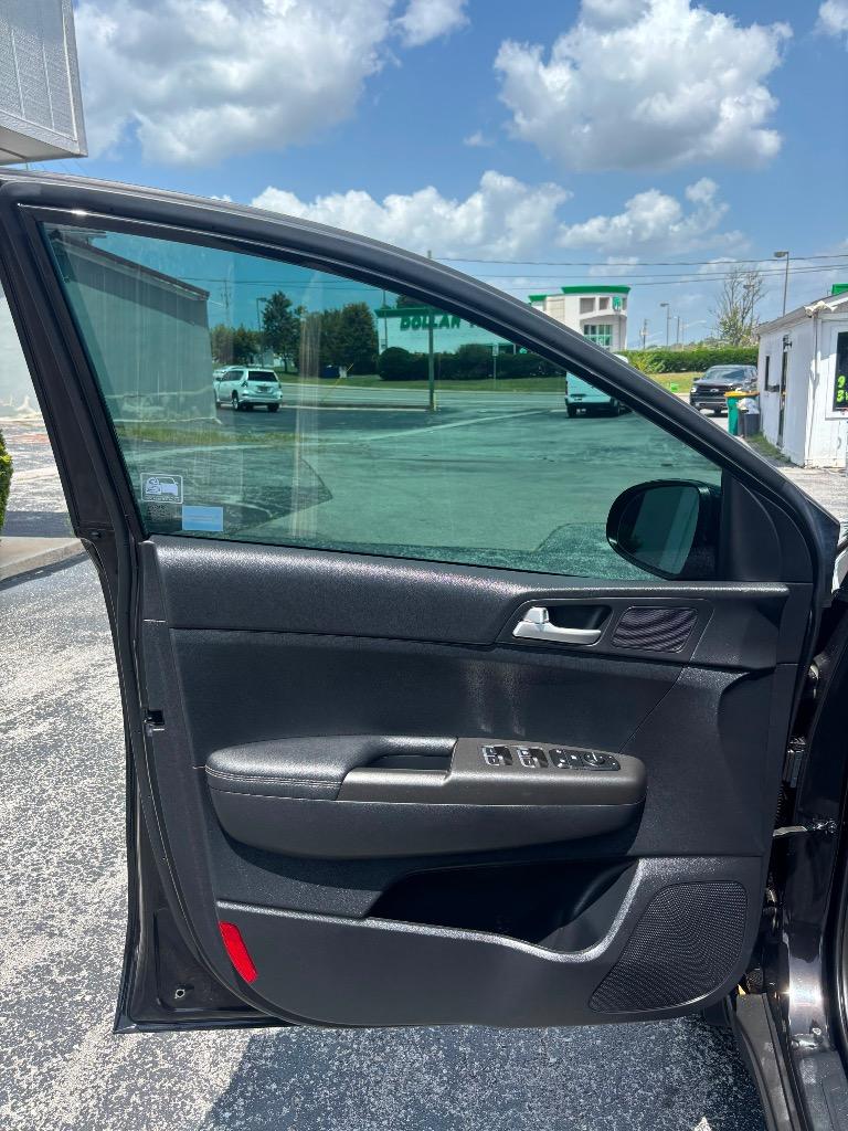 2019 Kia Sportage - $12,995