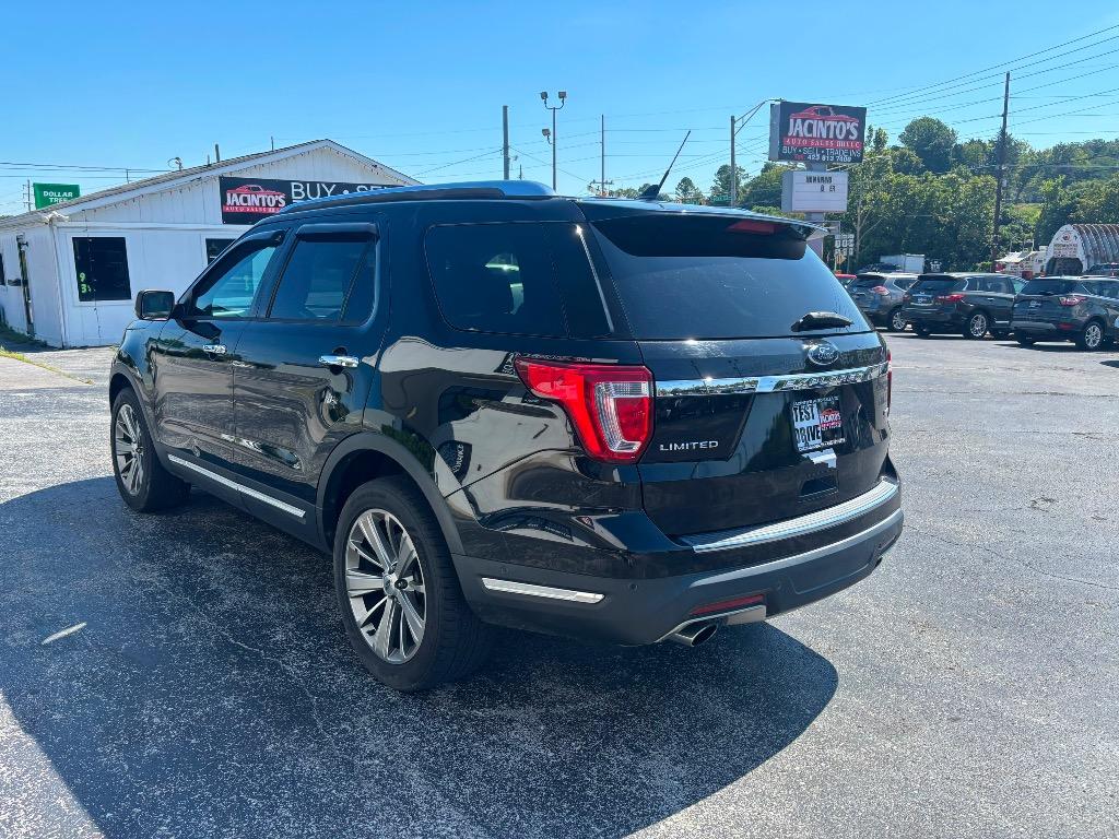 2018 Ford Explorer - $17,995