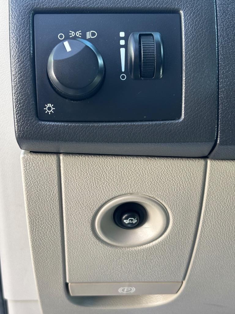 2006 Chrysler 300 #17