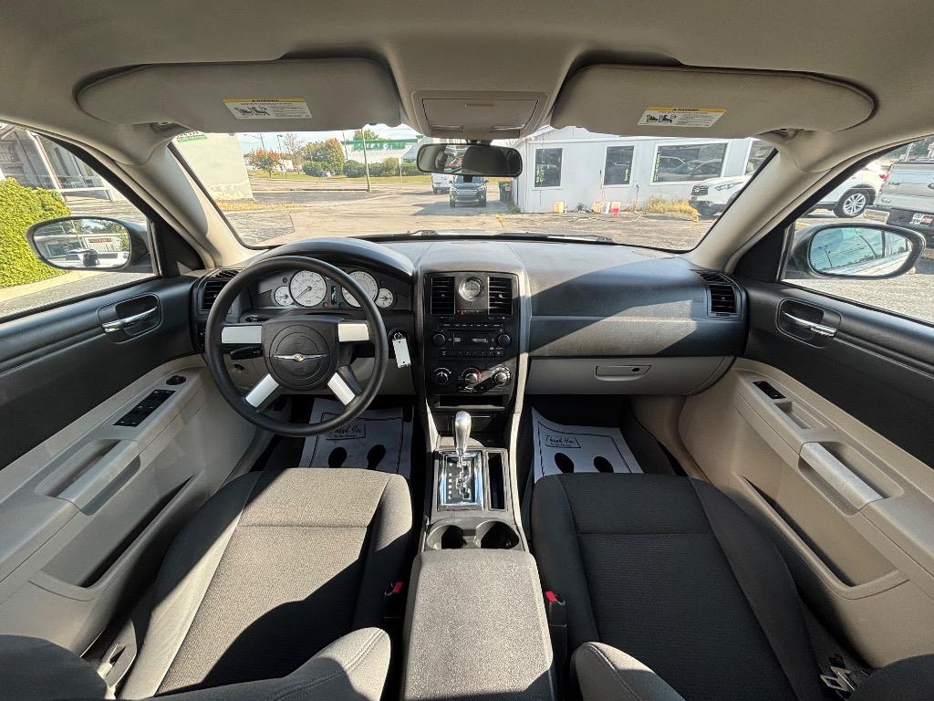 2006 Chrysler 300 #23