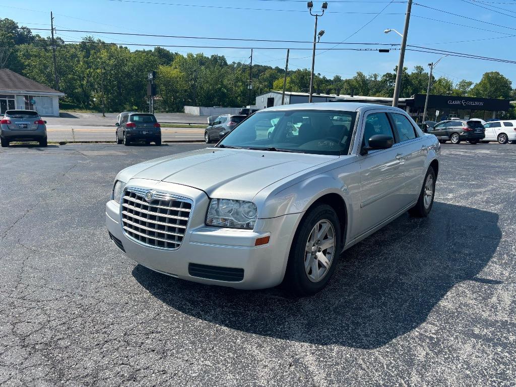 2006 Chrysler 300 - $9,995