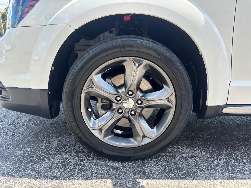 2015 Dodge Journey - $9,995