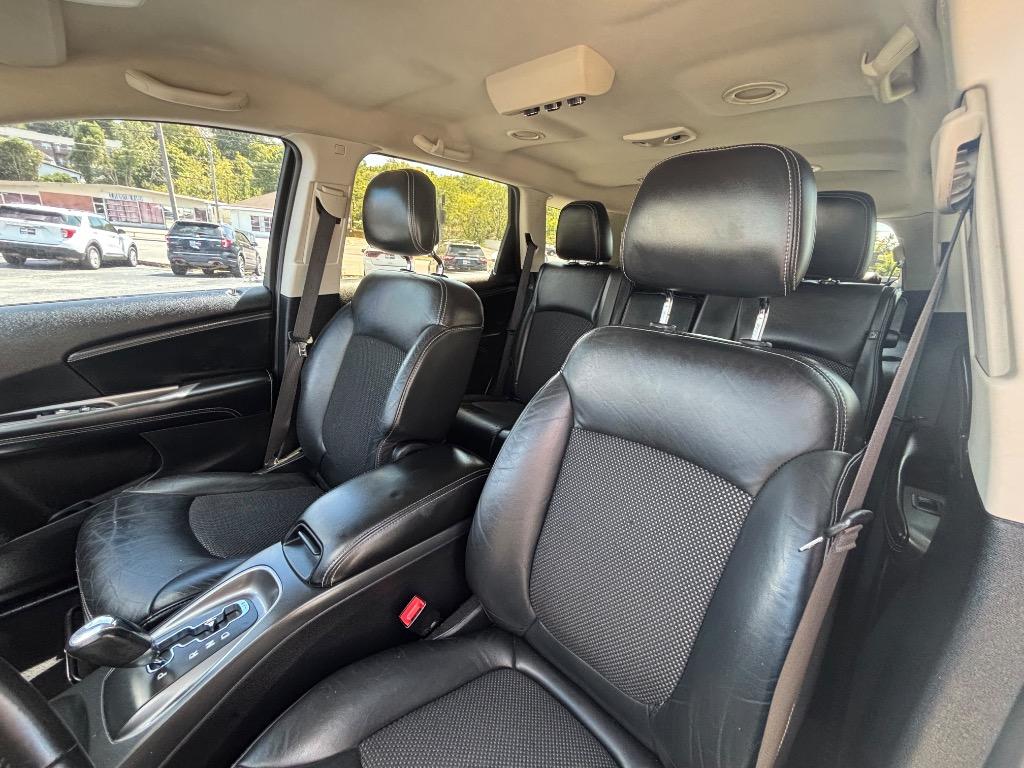 2015 Dodge Journey - $9,995